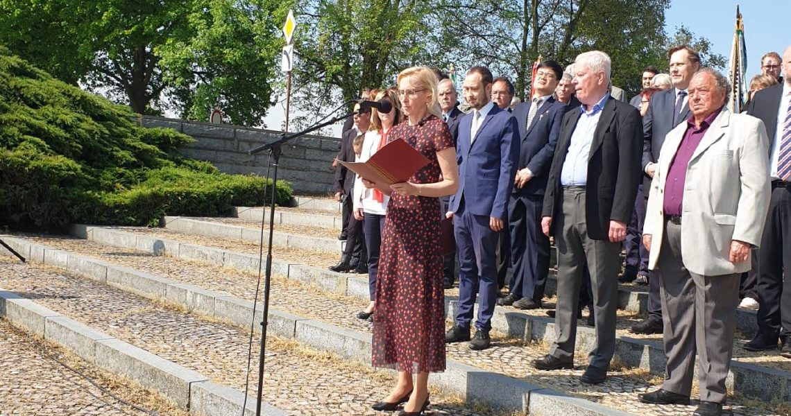 Terezín: Osvobození si připomínají vlastenci po celé republice